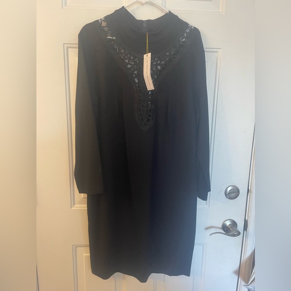 Dress the Population Dresses & Skirts - Black Long sleeve dress NWT with lace front